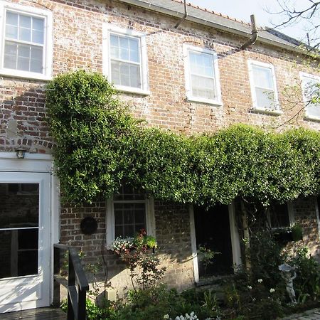 Historic 86 Church Street Charleston Exterior photo