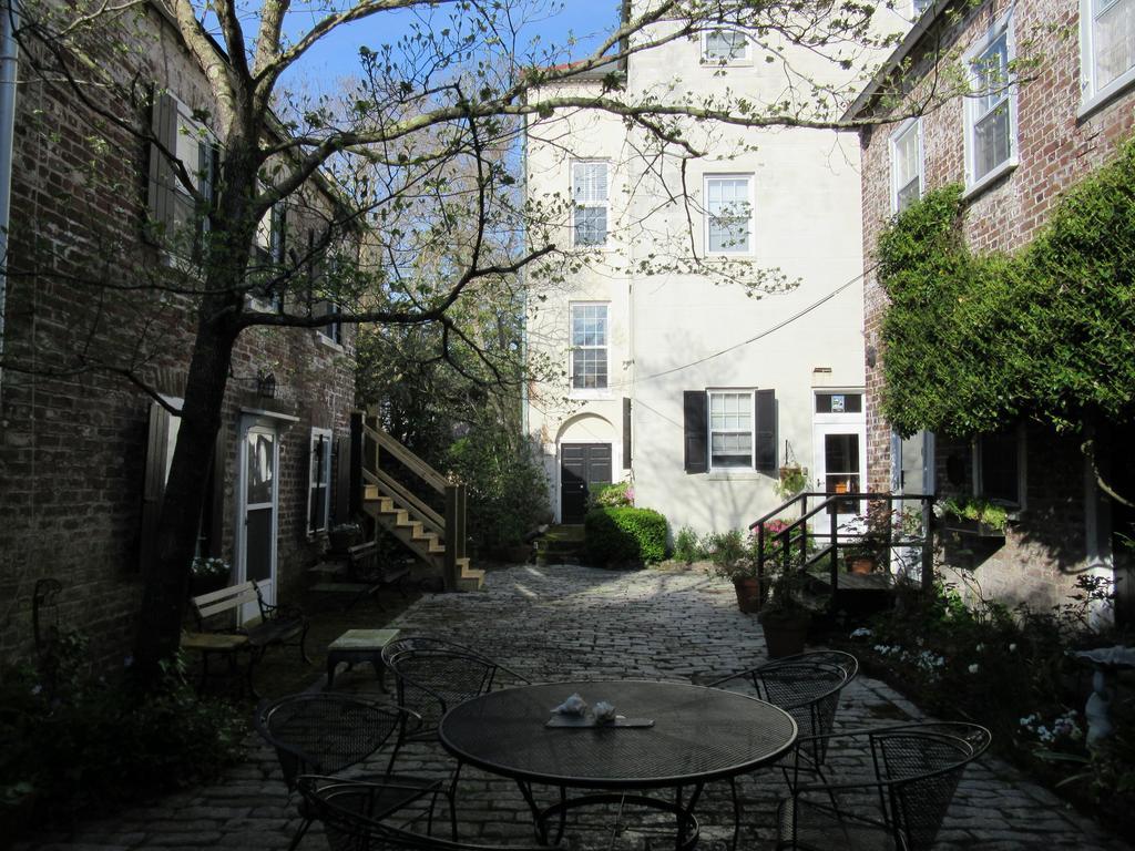 Historic 86 Church Street Charleston Exterior photo